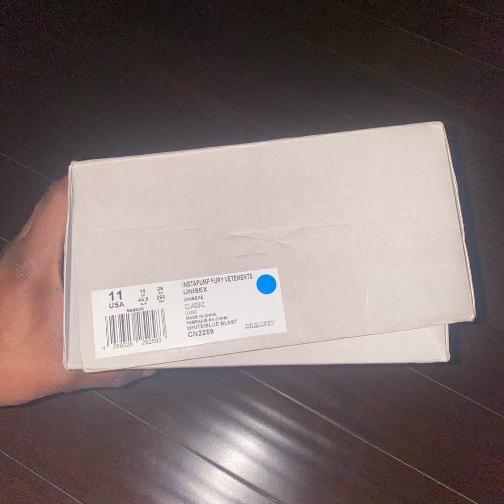 Selling my used/worn vetements/Reebok instapump fury sneaker